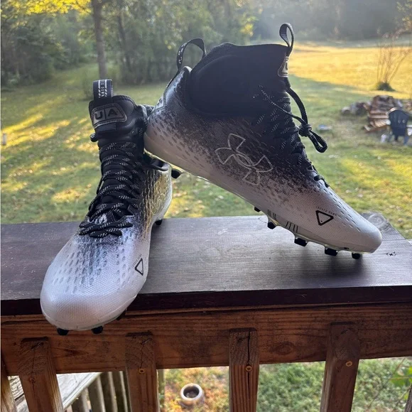 Under Armour Spotlight Lux MC‎ Football Cleats Black Gray Men’s 13